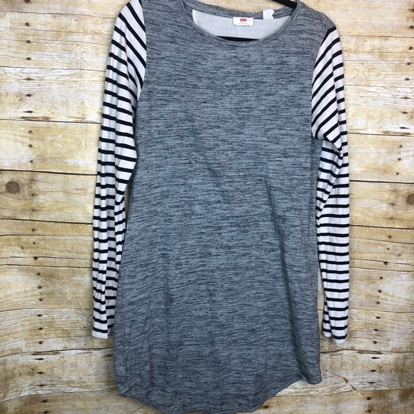 Levi's Dresses & Skirts - Levi’s dress 🛍